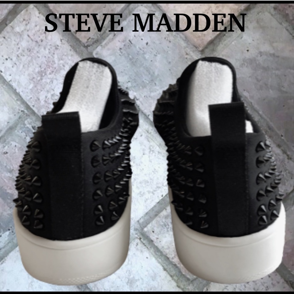 BACK IN STOCK* STEVE MADDEN BAXON STUDDED SNEAKERS - Picture 4 of 7